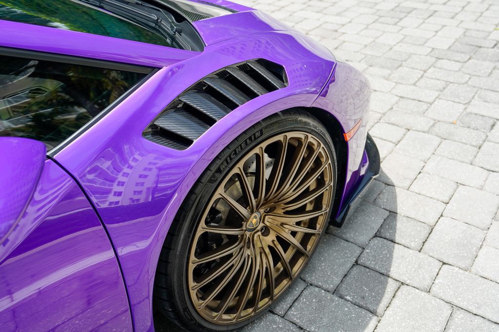 2021 Lamborghini Huracan EVO Coupe RWD - 23012204 - 55