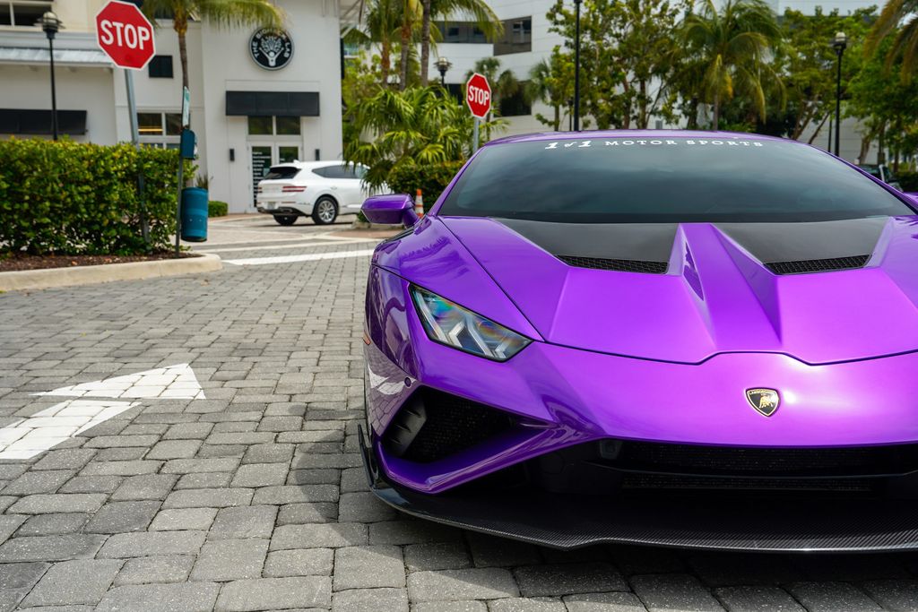 2021 Lamborghini Huracan EVO Coupe RWD - 23012204 - 6