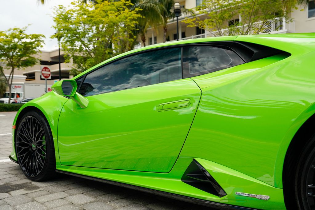 2021 Lamborghini Huracan EVO Coupe RWD - 23033575 - 18