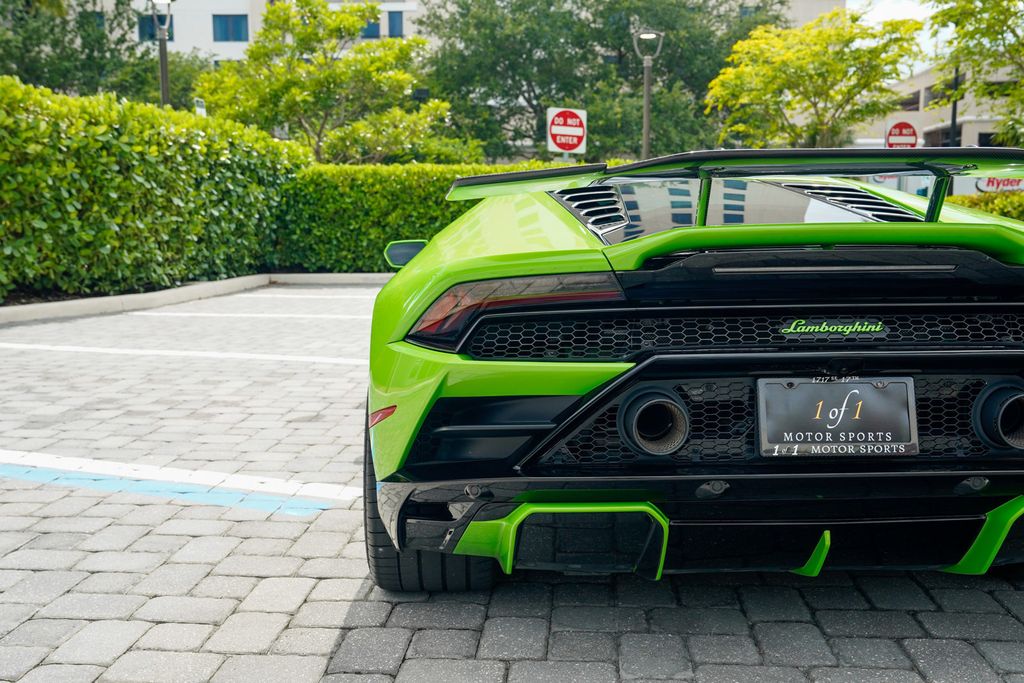 2021 Lamborghini Huracan EVO Coupe RWD - 23033575 - 23