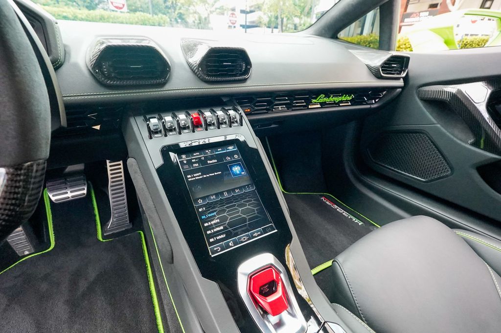 2021 Lamborghini Huracan EVO Coupe RWD - 23033575 - 65