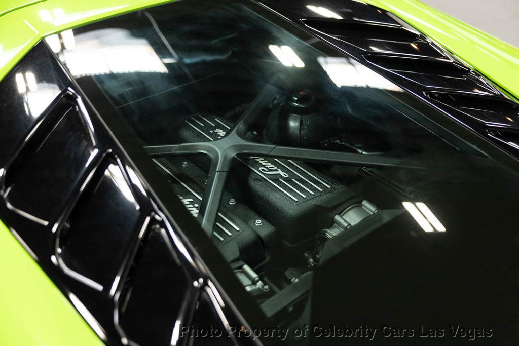 2021 Lamborghini Huracan EVO Coupe RWD - 23046543 - 20