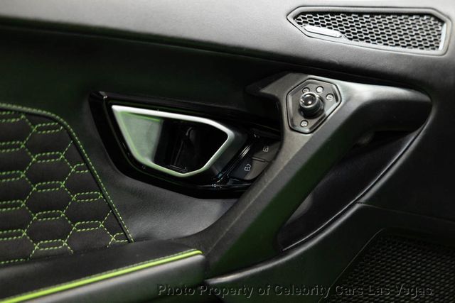 2021 Lamborghini Huracan EVO Coupe RWD - 23046543 - 36