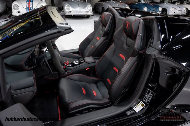 2021 Lamborghini Huracan EVO Spyder RWD - 22936149 - 17