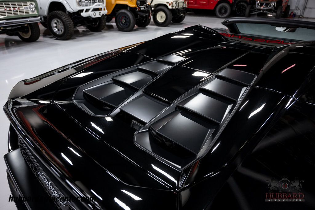 2021 Lamborghini Huracan EVO Spyder RWD - 22936149 - 42