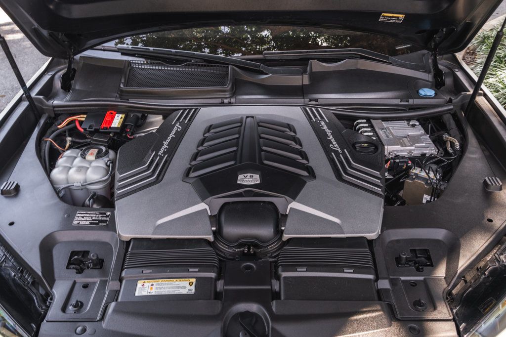 2021 Lamborghini Urus photo 31