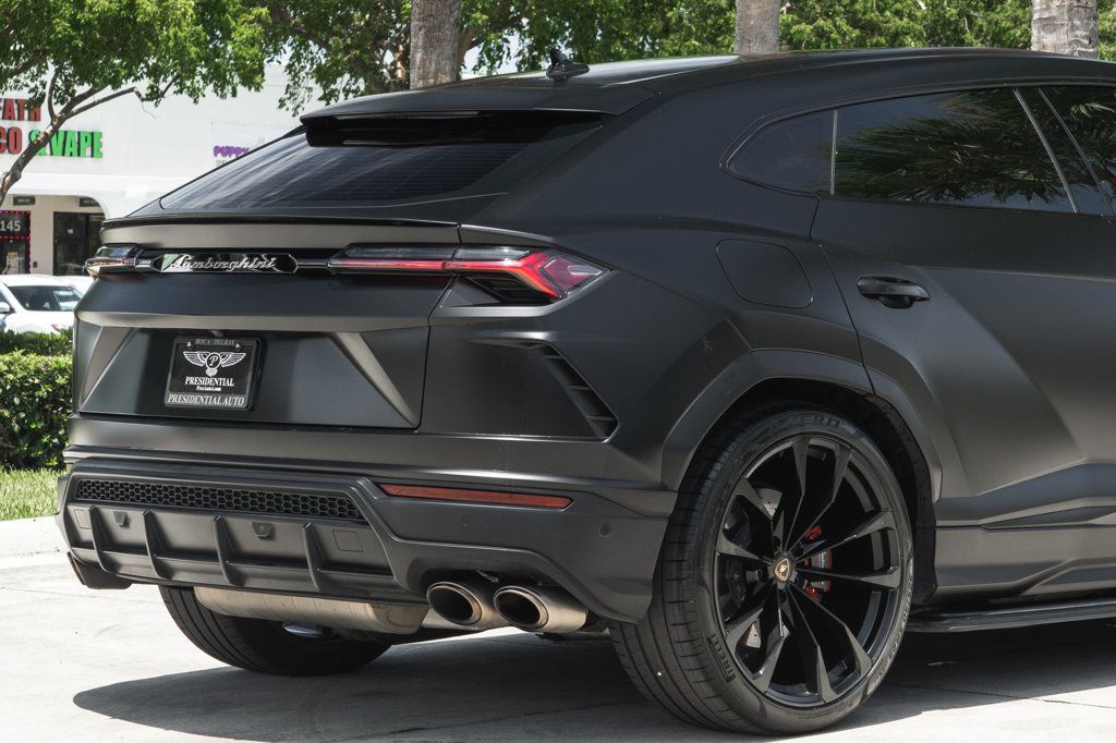 2021 Lamborghini Urus photo 6