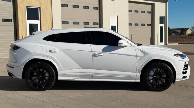 2021 Lamborghini Urus AWD - 22995864 - 3