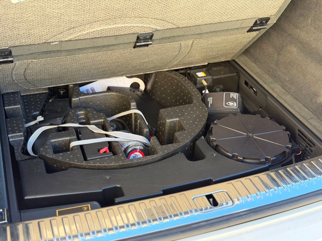 2021 Lamborghini Urus AWD - 22995864 - 44