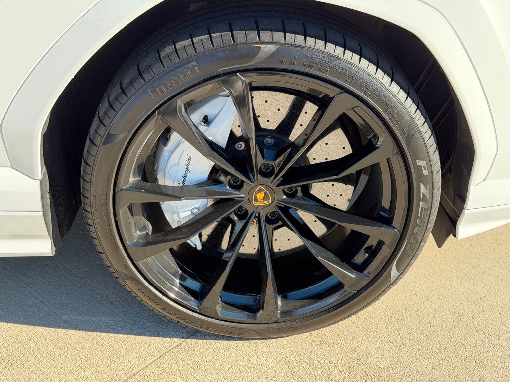 2021 Lamborghini Urus AWD - 22995864 - 49