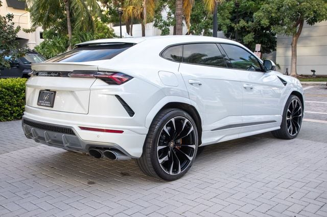 2021 Lamborghini Urus AWD - 22713615 - 22