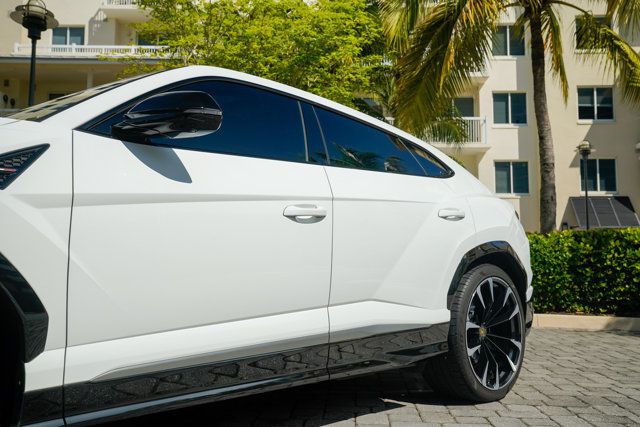 2021 Lamborghini Urus AWD - 22919740 - 10