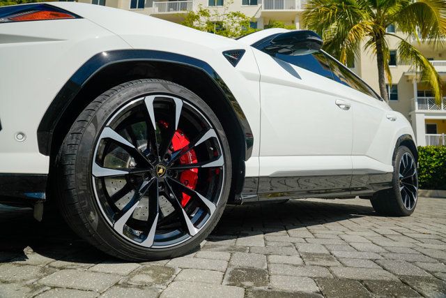 2021 Lamborghini Urus AWD - 22919740 - 11