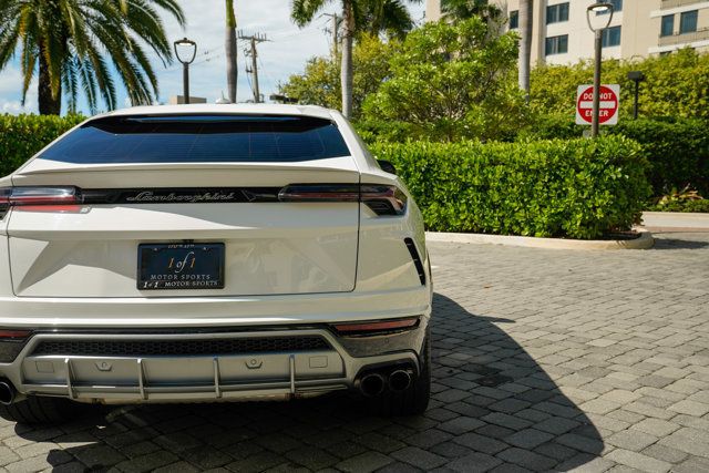 2021 Lamborghini Urus AWD - 22919740 - 25