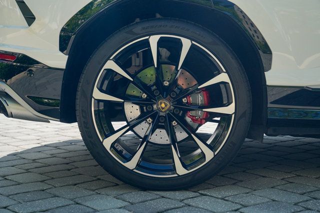 2021 Lamborghini Urus AWD - 22919740 - 31