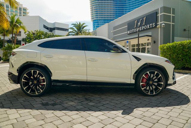 2021 Lamborghini Urus AWD - 22919740 - 32