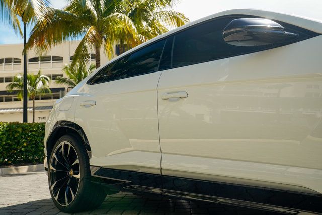 2021 Lamborghini Urus AWD - 22919740 - 35