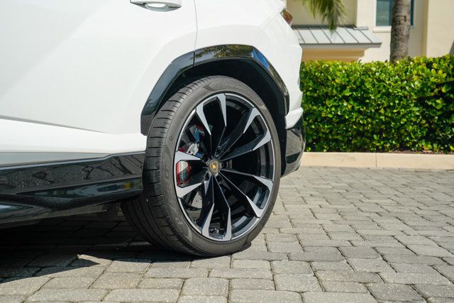 2021 Lamborghini Urus AWD - 22919740 - 44
