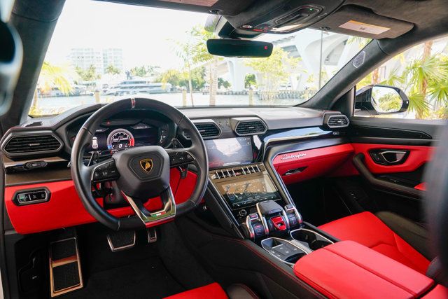 2021 Lamborghini Urus AWD - 22919740 - 48