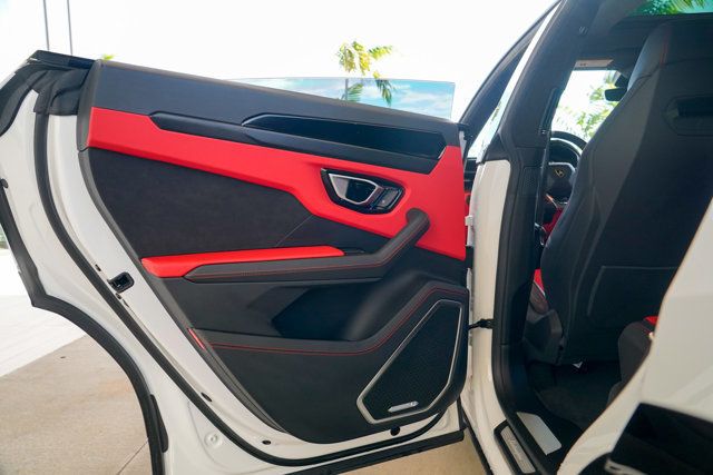 2021 Lamborghini Urus AWD - 22919740 - 70