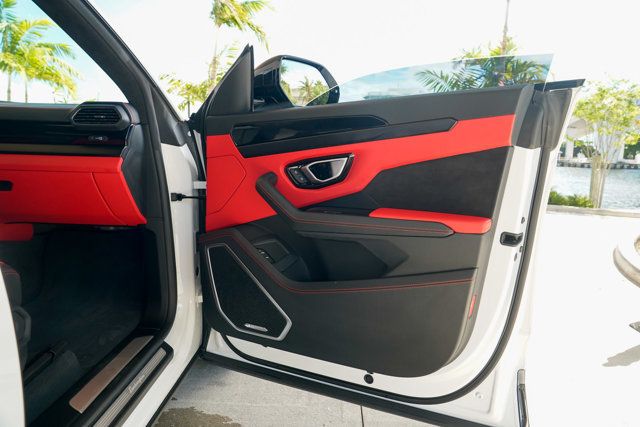 2021 Lamborghini Urus AWD - 22919740 - 78