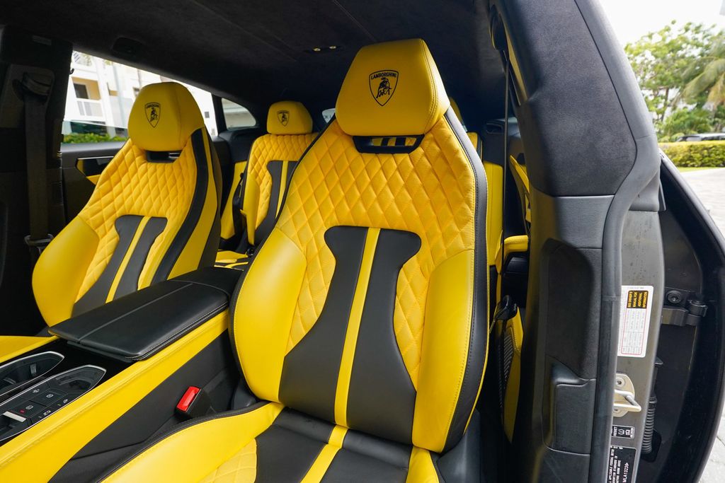 2021 Lamborghini Urus AWD - 23067231 - 62