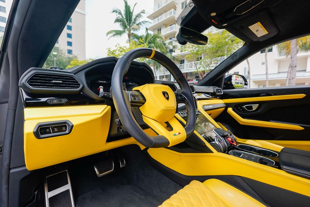 2021 Lamborghini Urus AWD - 23067231 - 66