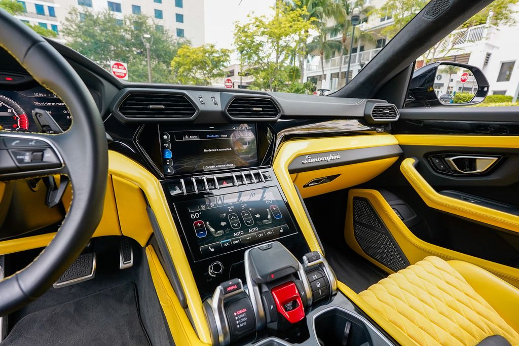 2021 Lamborghini Urus AWD - 23067231 - 69