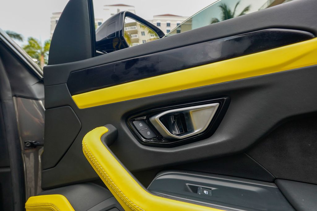 2021 Lamborghini Urus AWD - 23067231 - 86