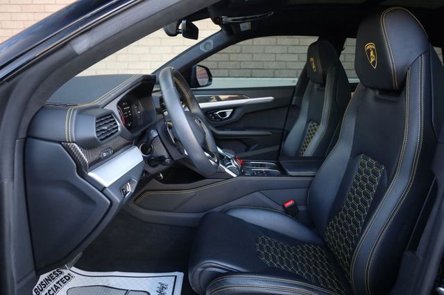 2021 Lamborghini Urus Base - 23085020 - 24