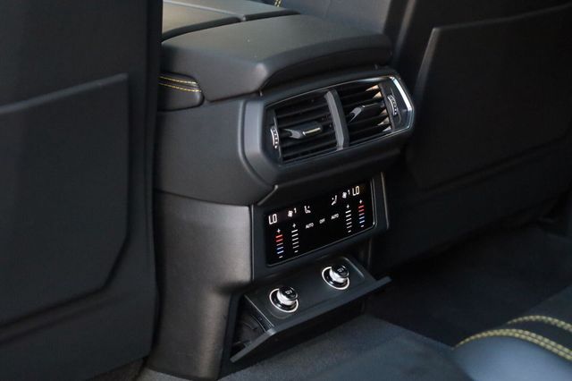 2021 Lamborghini Urus Base - 23085020 - 32