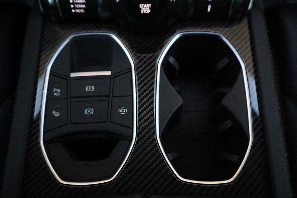 Lamborghini URUS photo 67