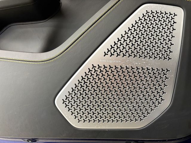 2021 Lamborghini Urus Base - 23007903 - 21
