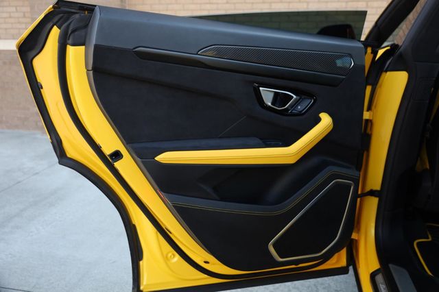 2021 Lamborghini Urus Pearl Capsule - 23020781 - 24