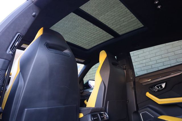 2021 Lamborghini Urus Pearl Capsule - 23020781 - 25