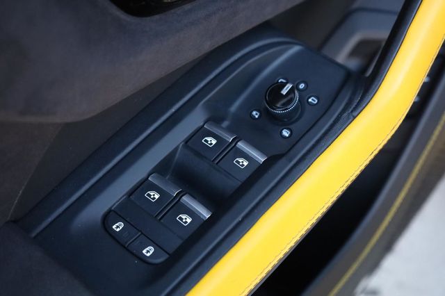 2021 Lamborghini Urus Pearl Capsule - 23020781 - 54