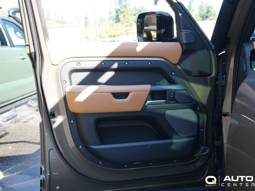 2021 Land Rover Defender 110 X AWD - 22895269 - 14