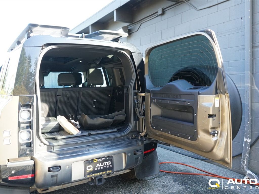 2021 Land Rover Defender 110 X AWD - 22895269 - 39