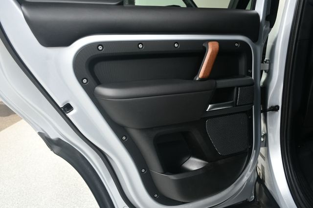 2021 Land Rover Defender 110 X AWD - 22992809 - 24