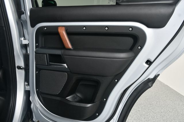 2021 Land Rover Defender 110 X AWD - 22992809 - 25