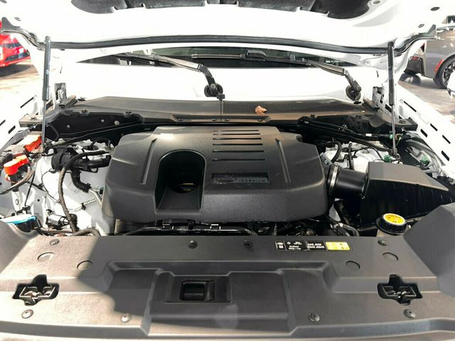 2021 Land Rover Defender 3rdRow/X-Dynamic HSE/AdapCruise/PanoRoof/Htd&CldSeats/360Cam/NAV - 22960974 - 8