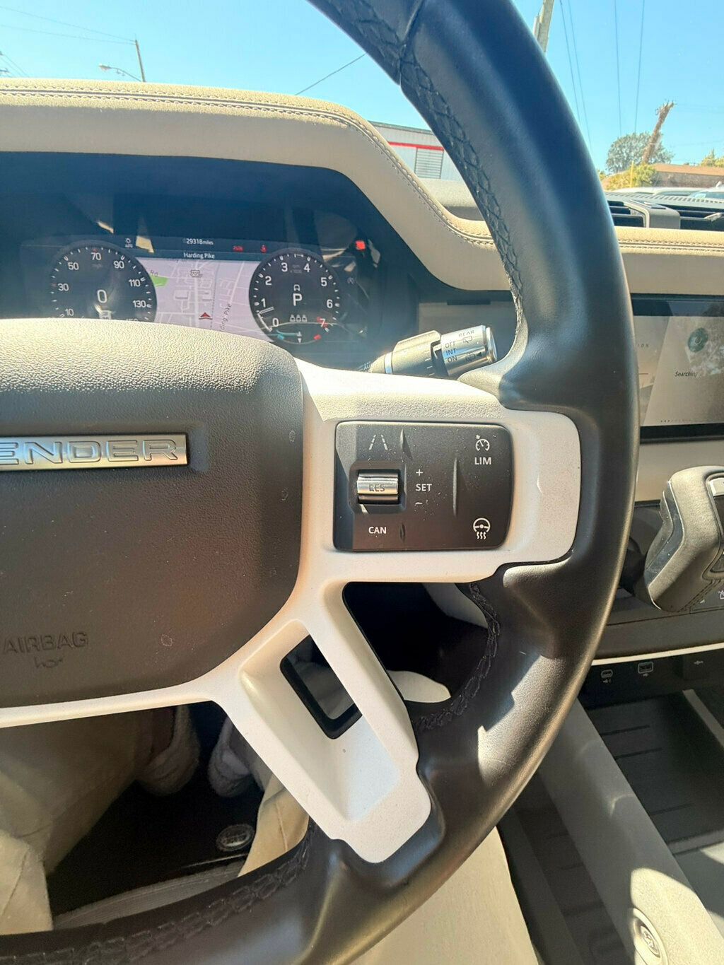 2021 Land Rover Defender LocalTrade/110-S/Off-RoadPkg/Comfort&ConveniencePkg/NAV - 22931454 - 24