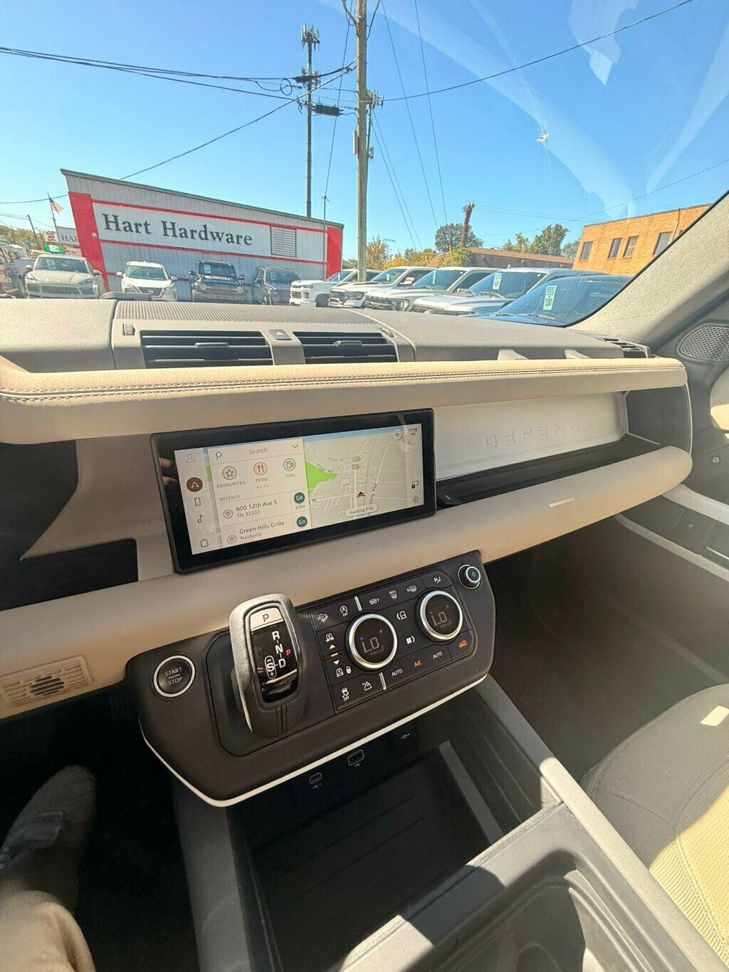 2021 Land Rover Defender LocalTrade/110-S/Off-RoadPkg/Comfort&ConveniencePkg/NAV - 22931454 - 26