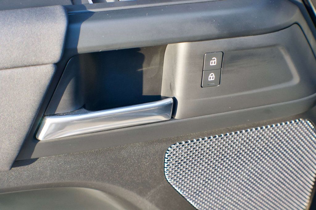 2021 Land Rover Defender LocalTrade/Defender-90/HeatedLeatherSeats/BlindSpotMonitor/NAV - 22963020 - 36