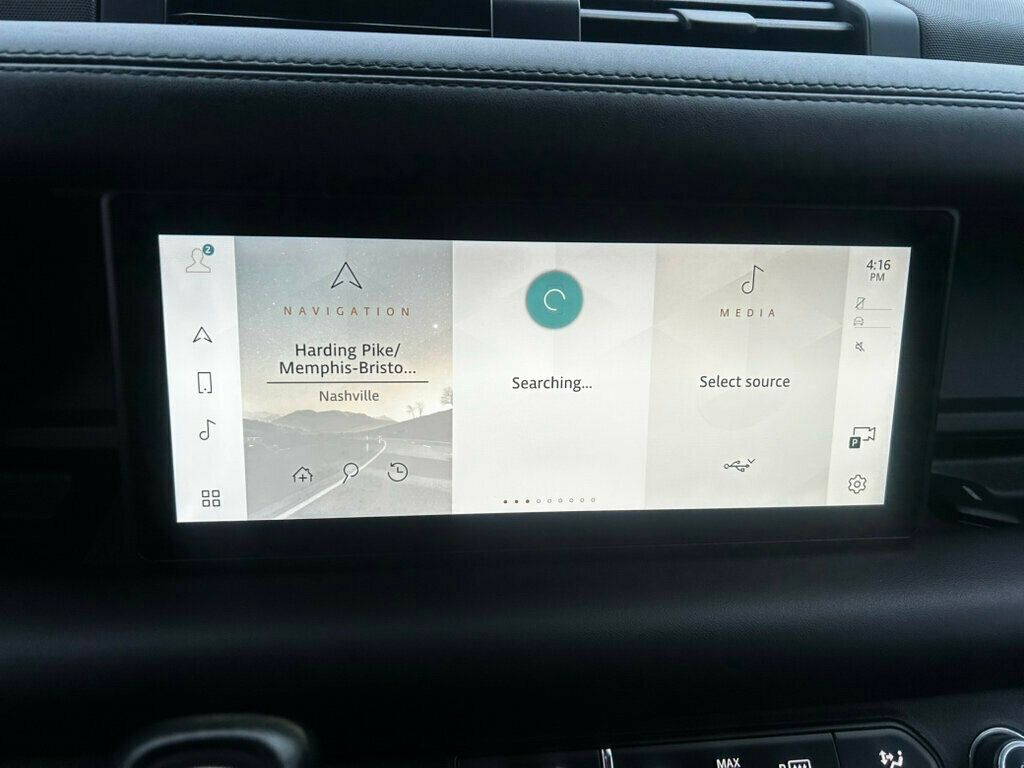 2021 Land Rover Defender MSRP$89210/110-X/HeatedLeatherSeats/PanoramicSunroof/NAV - 22944948 - 26