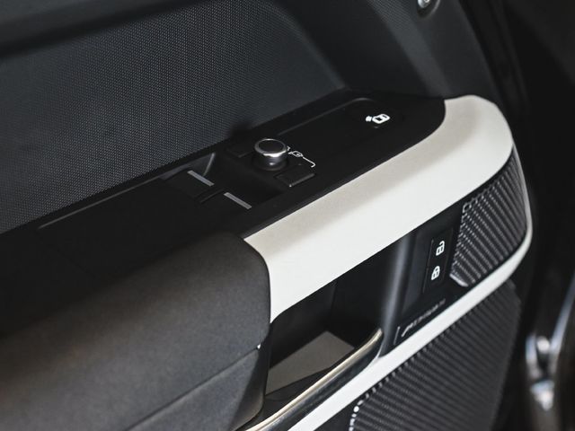 2021 Land Rover Defender S - 23095483 - 8