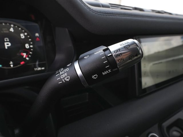 2021 Land Rover Defender X-Dynamic S - 23077861 - 21