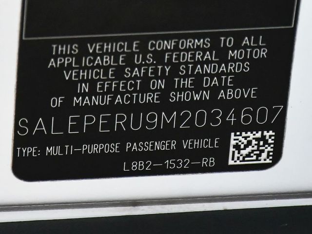 2021 Land Rover Defender 110 SE - 23020635 - 17