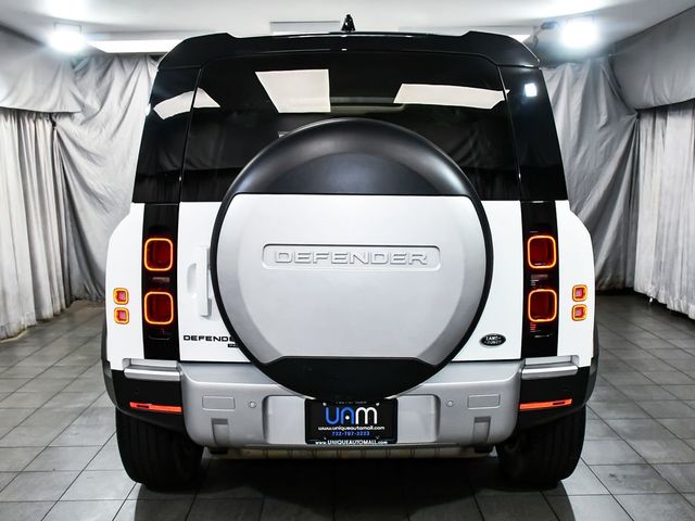 2021 Land Rover Defender SE's photo