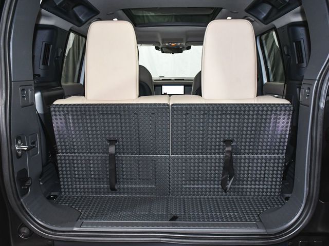 2021 Land Rover Defender 110 SE - 23020635 - 69
